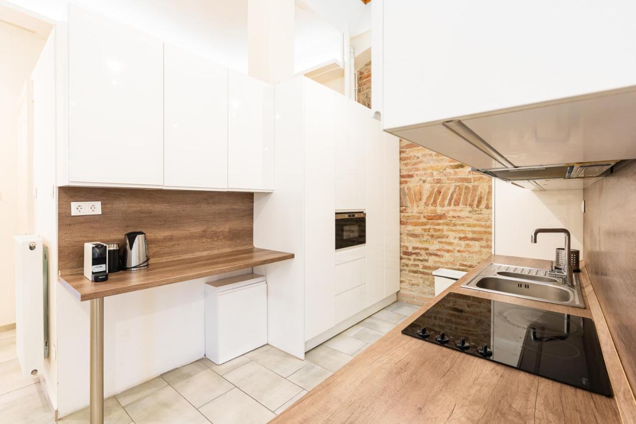 Spacious Luxury Apartment At The Heart Of Будапеща Екстериор снимка
