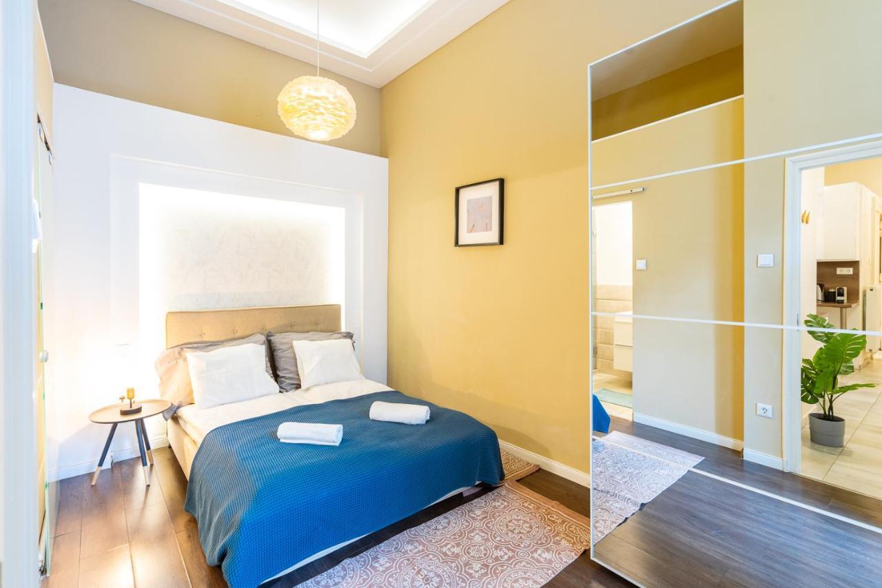 Spacious Luxury Apartment At The Heart Of Будапеща Екстериор снимка